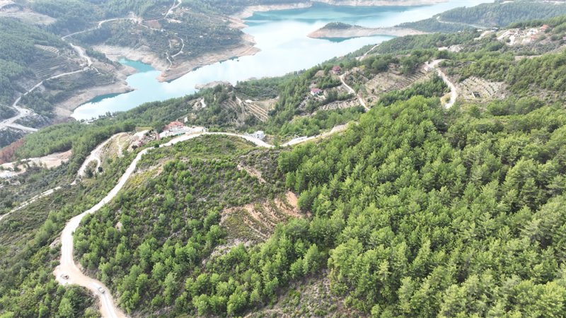 Üzümlü yolu asfaltla buluştu