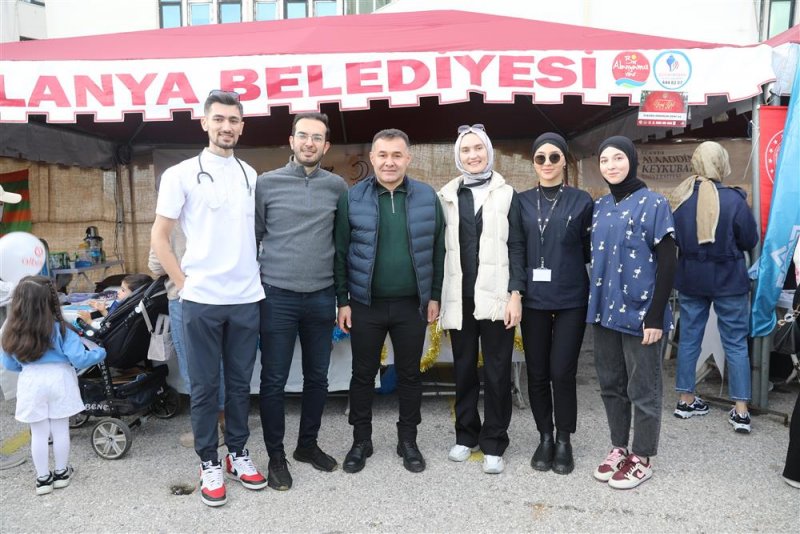 13. alanya uluslararası yeni yıl pazarı rekor katılımla gerçekleştirildi