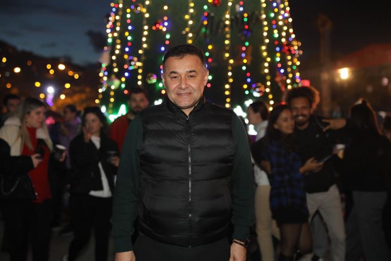 13. alanya uluslararası yeni yıl pazarı rekor katılımla gerçekleştirildi