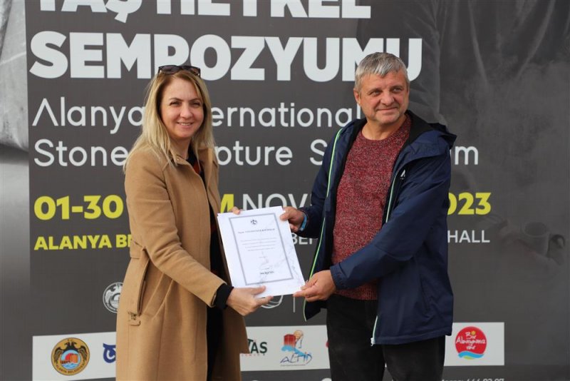 18. alanya uluslararası taş heykel sempozyumu tamamlandı - başkan yücel: alanya’mızın sanatla anılan bir şehir olmasını istiyoruz