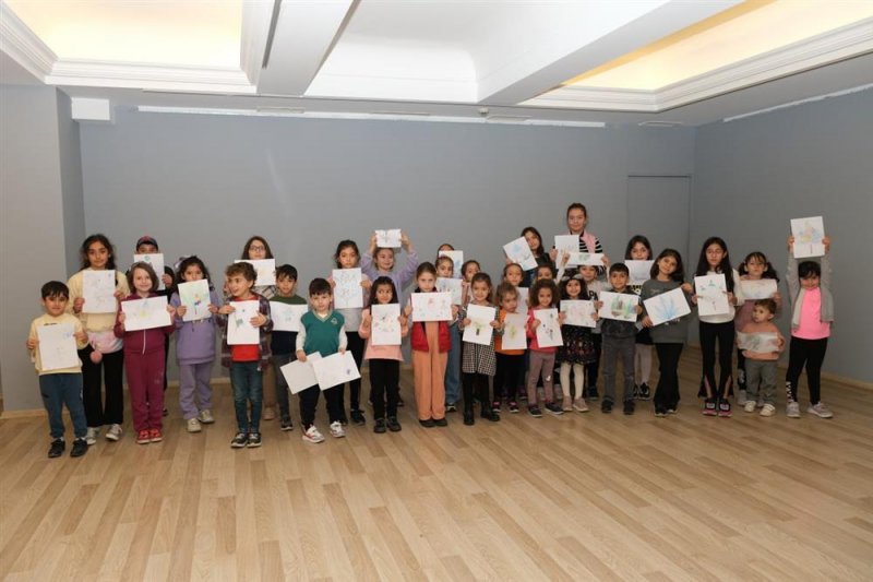 5. alanya kitap fuarı muhteşem etkinlikler ve ünlü konukları ile devam ediyor