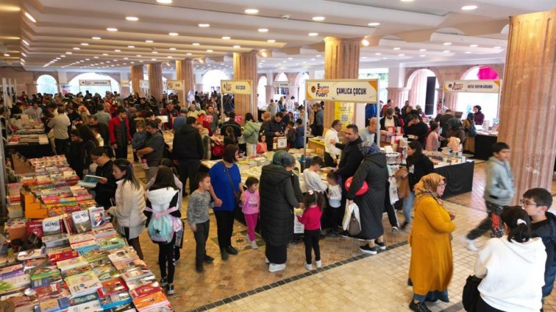5. alanya kitap fuarı muhteşem etkinlikler ve ünlü konukları ile devam ediyor