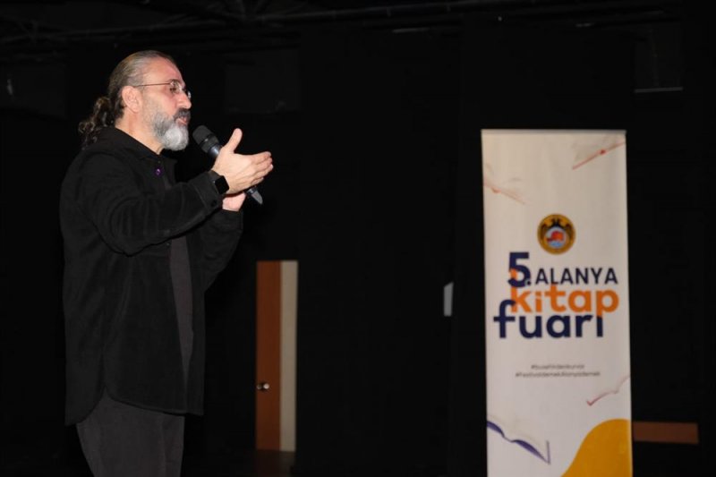 5. alanya kitap fuarı muhteşem etkinlikler ve ünlü konukları ile devam ediyor