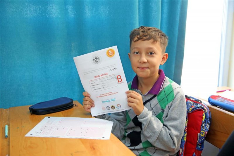 Alanya belediyesi’nden öğrencilere sınav desteği albap sınavında startı başkan yücel verdi
