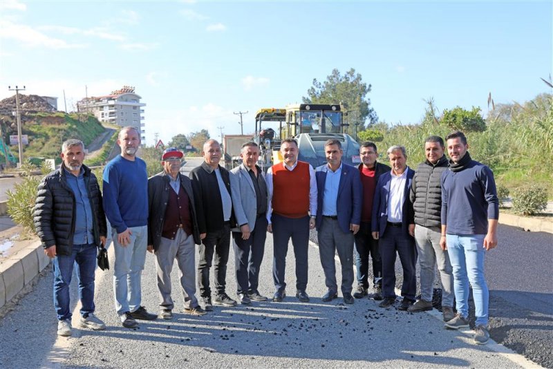 Başkan yücel, 15 mahallenin kullandığı demirtaş yolu’ndaki asfalt çalışmasını denetledi