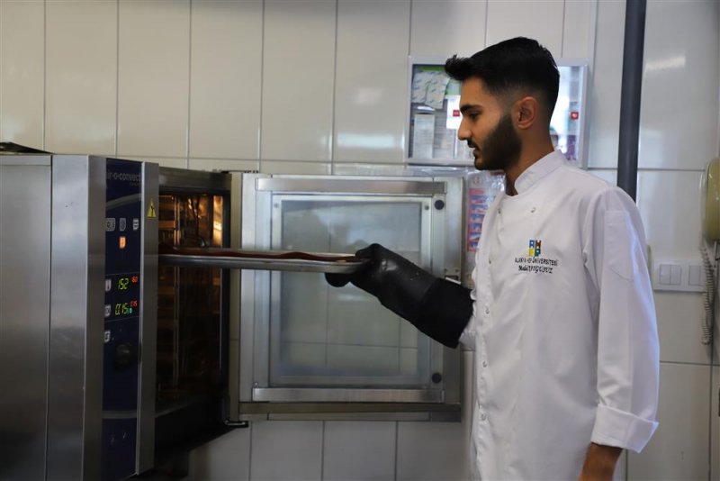 Engelli çocuklar mutfakla buluştu - alanya belediyesi ve alanya üniversitesi’nden anlamlı proje