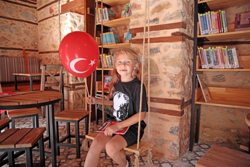 2023 yılı alanya belediye kütüphanelerinde rekor yılı oldu