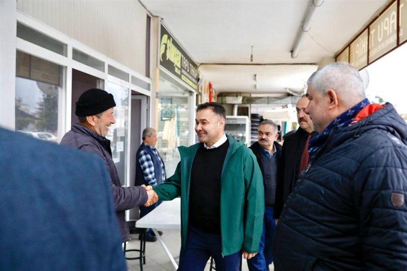 Başkan yücel toptancı hali, balık hali ve pazar esnaflarını ziyaret etti