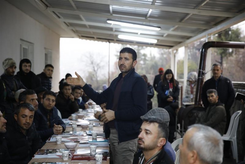 Başkan y&uuml;cel uzun&ouml;z mahallesi&rsquo;nde vatandaşlarla bir araya geldi