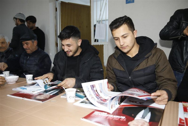 Başkan y&uuml;cel uzun&ouml;z mahallesi&rsquo;nde vatandaşlarla bir araya geldi