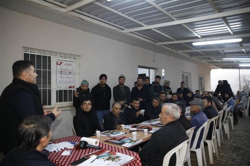 Başkan y&uuml;cel uzun&ouml;z mahallesi&rsquo;nde vatandaşlarla bir araya geldi