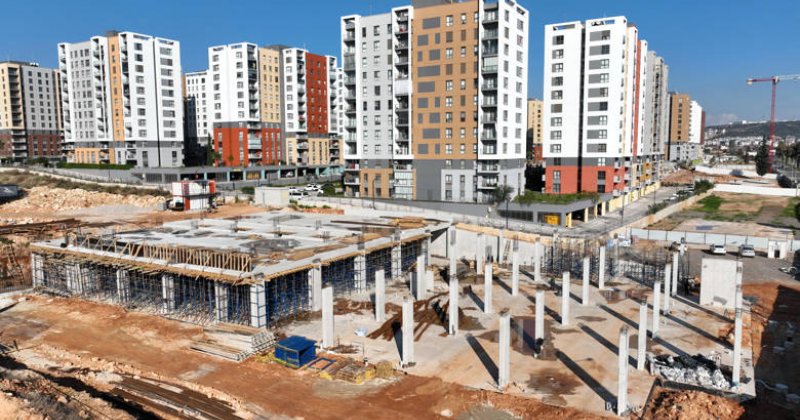 Kepez-Santral Mahallesi Kapalı Pazar Yeri Inşaatı Hızla Yükseliyor