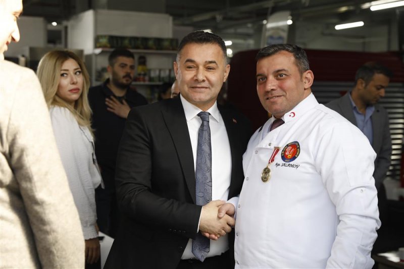 Alanya’da bir ilk daha! - cuma pazarı’nda dev fuar ve gastro alanya yarışması kapılarını açtı