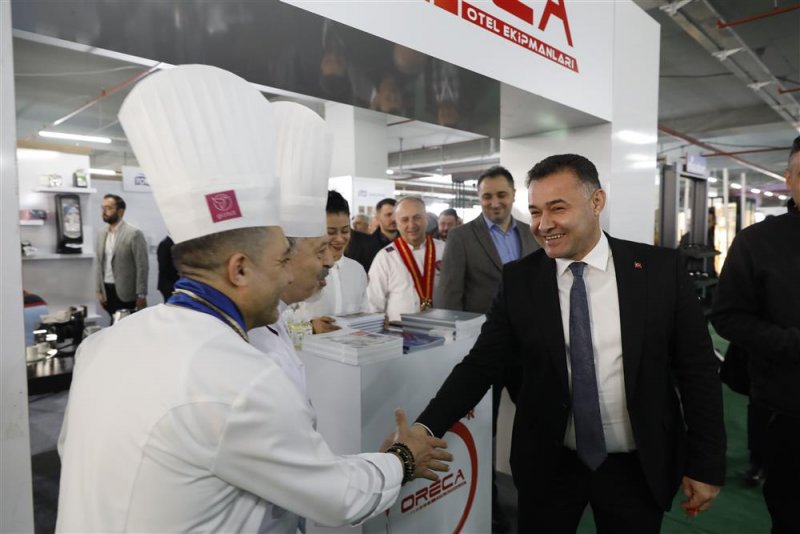 Alanya’da bir ilk daha! - cuma pazarı’nda dev fuar ve gastro alanya yarışması kapılarını açtı