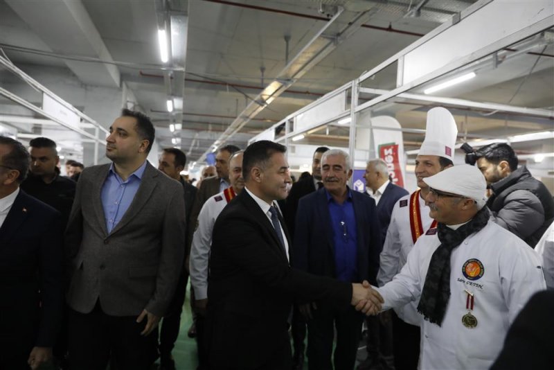 Alanya’da bir ilk daha! - cuma pazarı’nda dev fuar ve gastro alanya yarışması kapılarını açtı