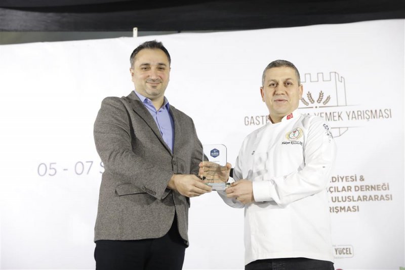 Alanya’da bir ilk daha! - cuma pazarı’nda dev fuar ve gastro alanya yarışması kapılarını açtı
