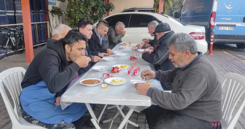 Alanya Hali Esnafına Çorba Ikramı