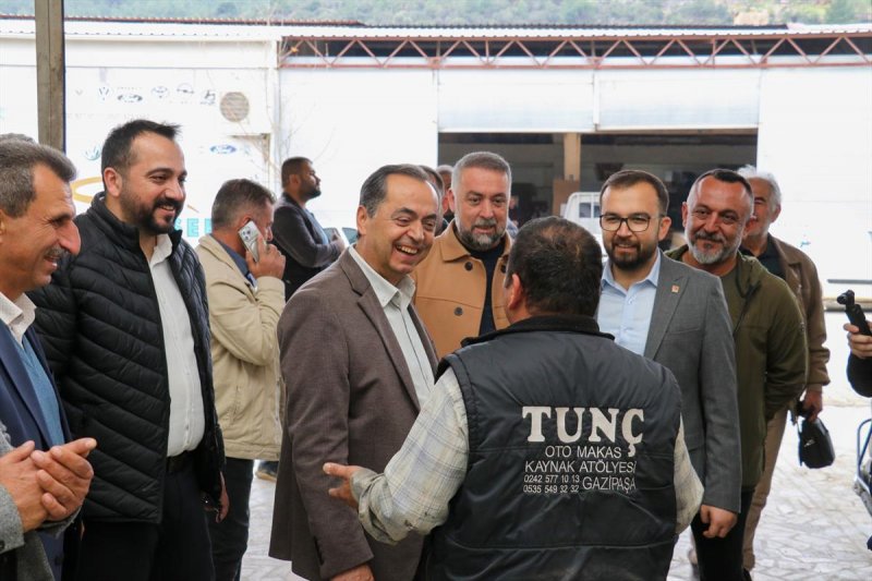 BAŞKAN YILMAZ, ESNAF ZİYARETLERİNE DEVAM EDİYOR