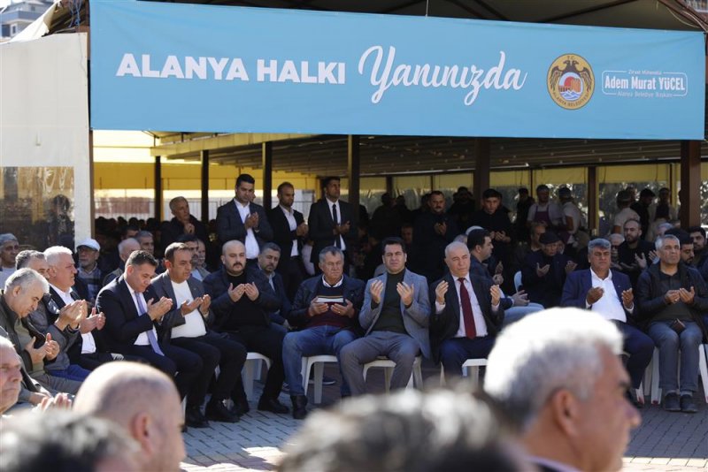 Felaketin yıl dönümünde depremzedeler unutulmadı