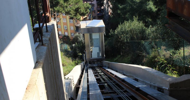 Türkbeleni’nde Panoramik Asansörler Tamir Ediliyor
