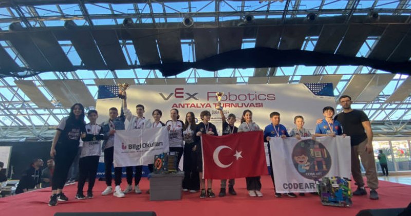 Vex Robotics Antalya Turnuvası Düzenlendi