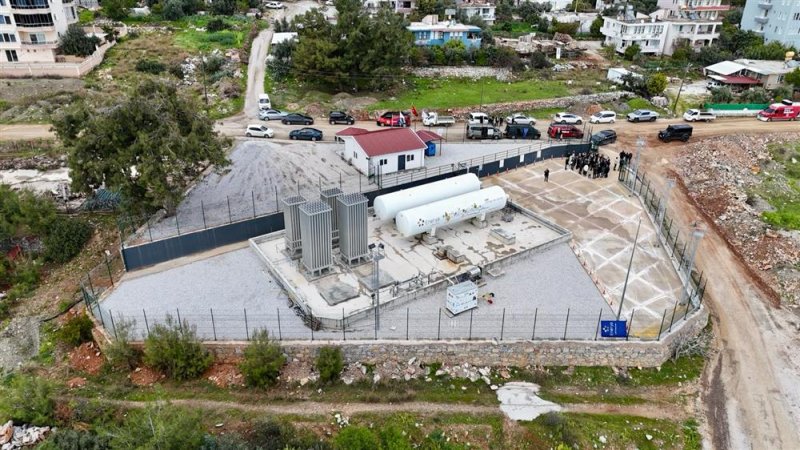 Alanya doğal gaza kavuşuyor - başkan yücel: tesis tamamlandı, boru hatları için kazı çalışmaları başlıyor