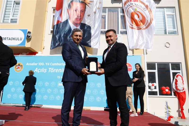 Başkan yücel alanya’da ikili eğitime son veriyor avsallar 100. yıl cumhuriyet ortaokulu ve anaokulu törenle açıldı