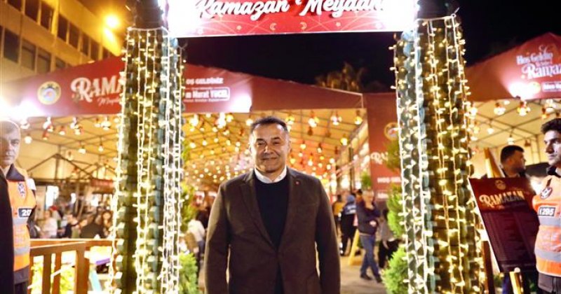 Başkan yücel ramazan meydanı’nda vatandaşlarla buluştu