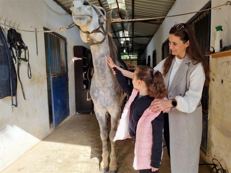 Özel günde özel çocuklarla eğlenceli etkinlik