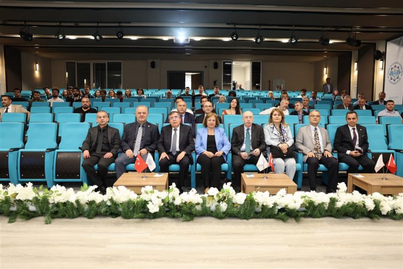 Alanya belediye başkan vekili murat ko&ccedil;ak, alanya b&ouml;lgesel ortopedi ve travmatoloji toplantısına katıldı