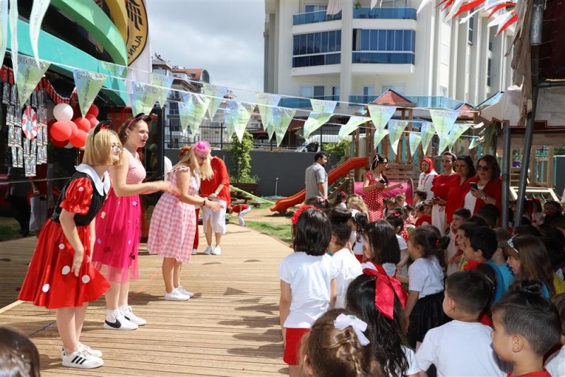 Alanya belediyesi kreş’inde 23 nisan coşkusu yaşandı