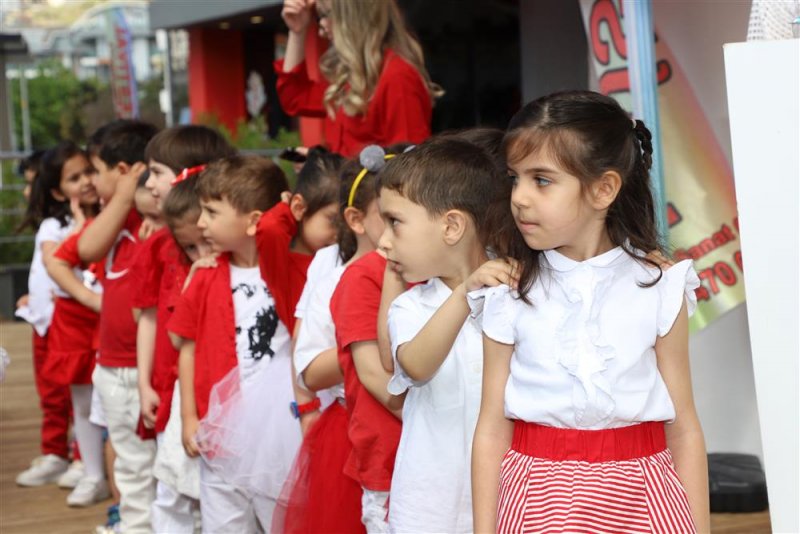 Alanya belediyesi kreş’inde 23 nisan coşkusu yaşandı