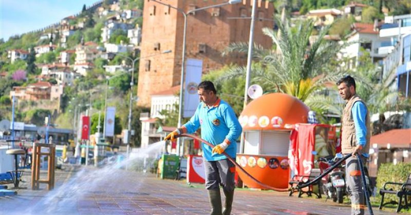 Alanya belediyesi’nden bayram temizliği