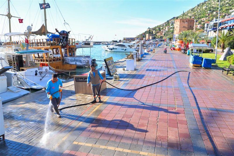 Alanya belediyesi’nden bayram temizliği