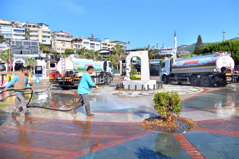 Alanya belediyesi’nden bayram temizliği