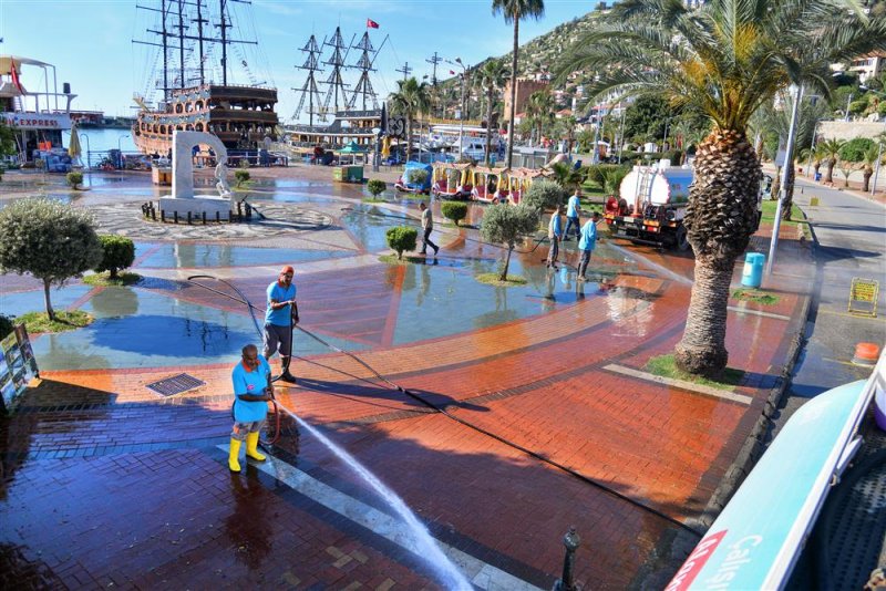 Alanya belediyesi’nden bayram temizliği