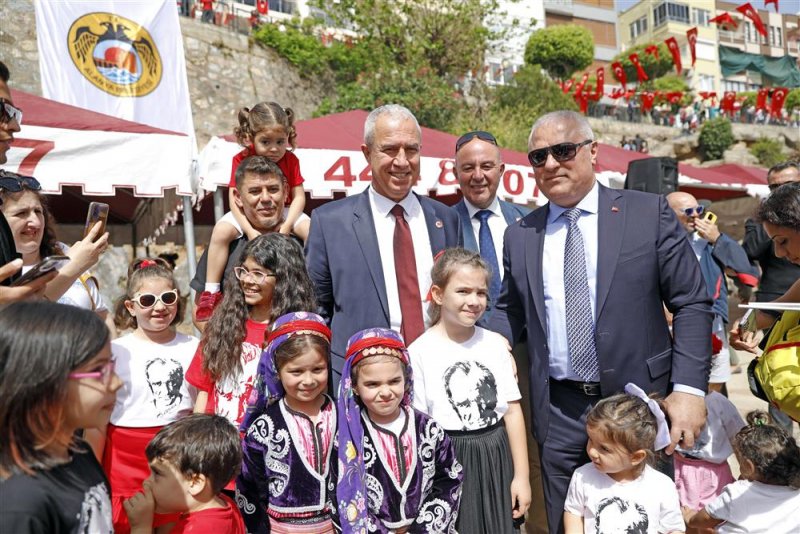 Alanya'da 23 nisan coşkusu