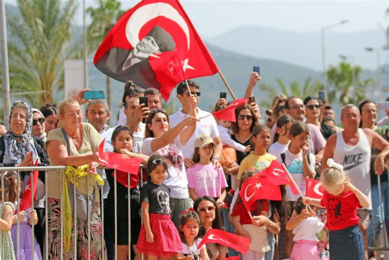 Alanya'da 23 nisan coşkusu