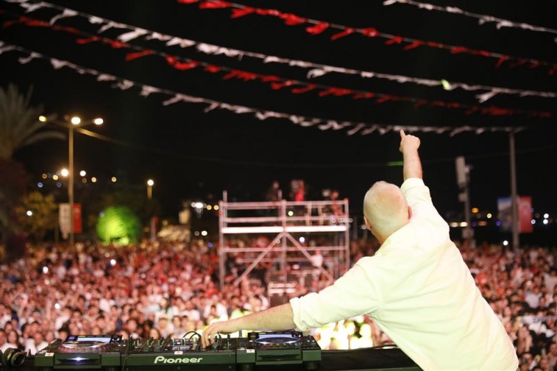 22. alanya uluslararası kültür sanat ve turizm festivali yeni türkü konseriyle sona erdi