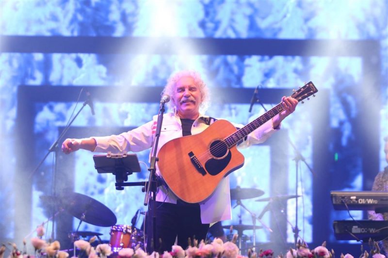 22. alanya uluslararası kültür sanat ve turizm festivali yeni türkü konseriyle sona erdi