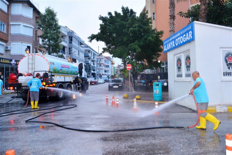 Alanya belediyesi'nden temizlik atağı