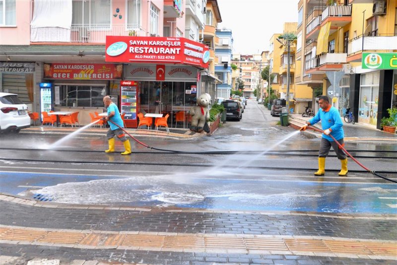 Alanya belediyesi'nden temizlik atağı
