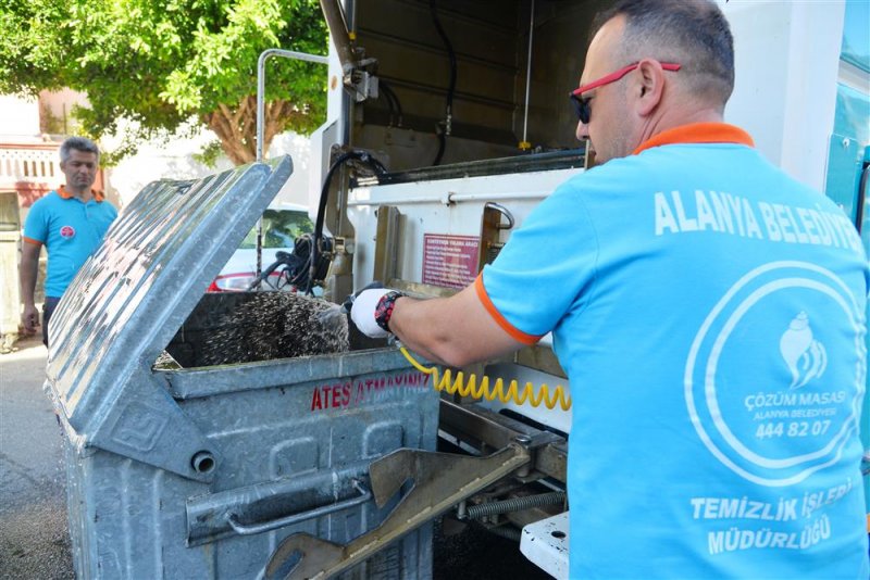 Alanya belediyesi'nden temizlik atağı
