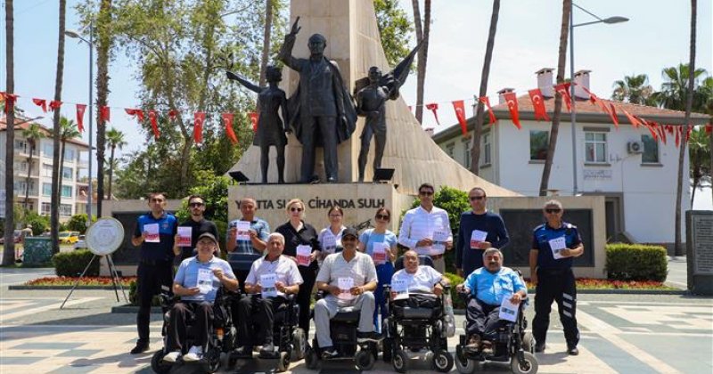 Engelsiz trafik için farkındalık broşürleri dağıtıldı