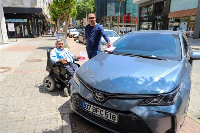 Engelsiz trafik için farkındalık broşürleri dağıtıldı