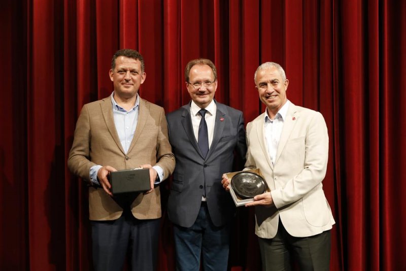 Macaristan ulusal dans topluluğu&rsquo;ndan muhteşem g&ouml;steri