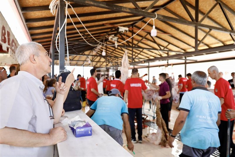 Başkan &ouml;z&ccedil;elik&rsquo;ten yoğun bayram mesaisi