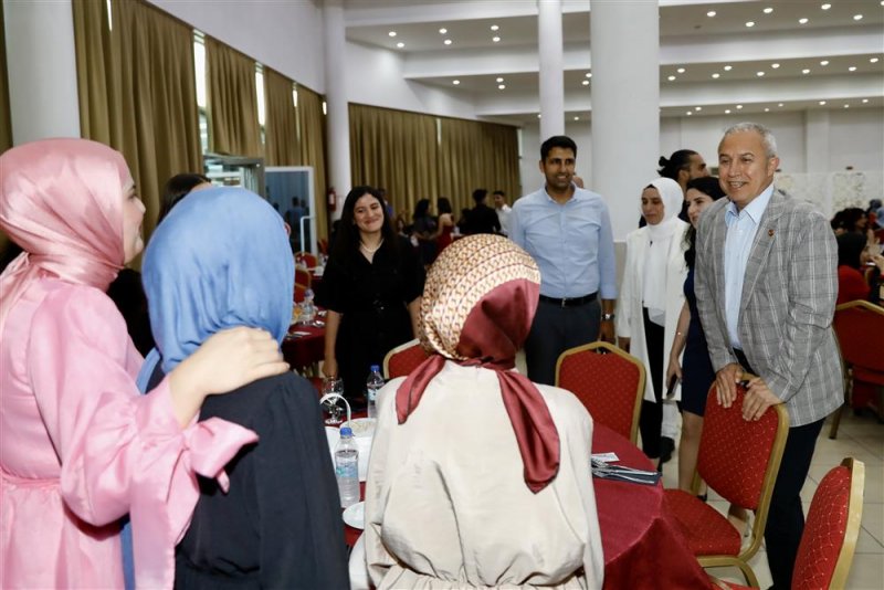 Öğrencilere sınav öncesi moral