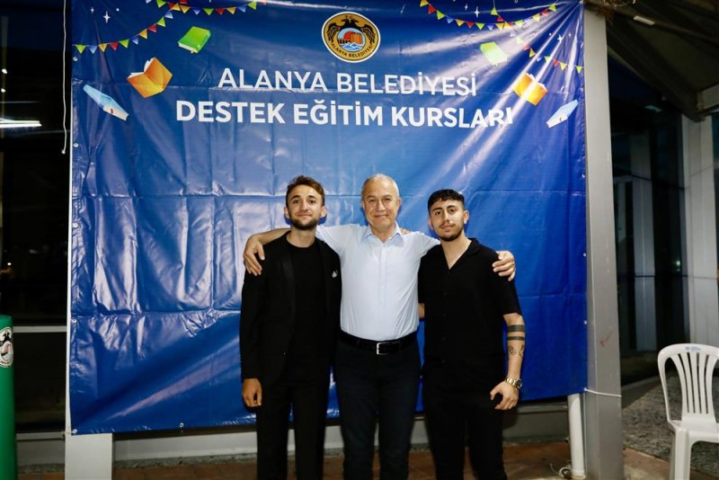 Öğrencilere sınav öncesi moral