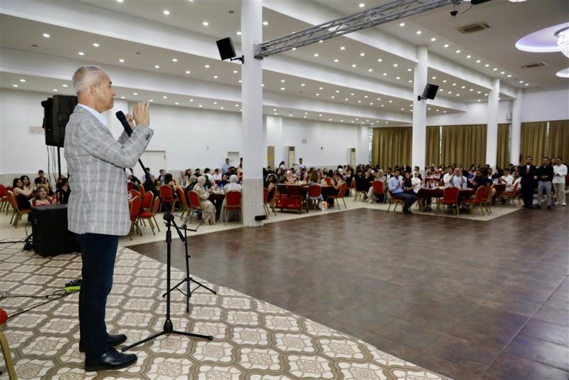 Öğrencilere sınav öncesi moral